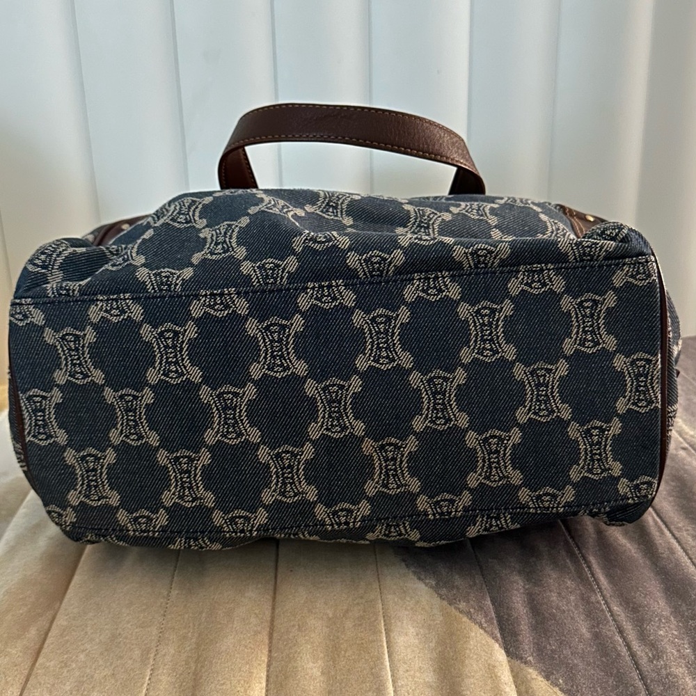 CELINE Canvass Bag - Picture 2 of 5
